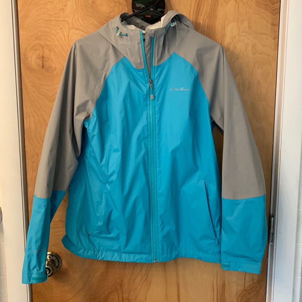 Woman’s Eddie Bauer rain coat